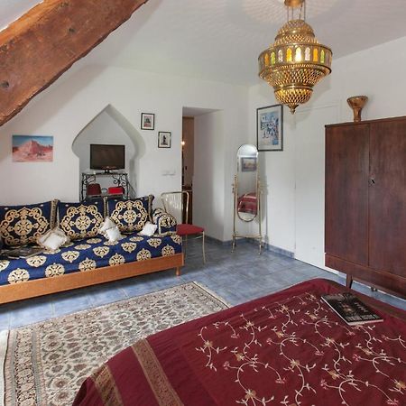 Chambres D'Hotes - Les Palmiers Corseul Εξωτερικό φωτογραφία